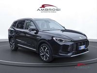 Usata MG ZS Luxury 268 CV (197 kW) 2024 Diamond red Berlina