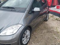 Usata Mercedes A180 Avantgarde 109 CV (80 kW) 2009 Grigio Berlina