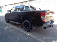 Usata Ford Ranger Limited 213 CV (156 kW) 2022 Nero Pick-up