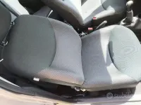 Usata Toyota Yaris 69 CV (50 kW) 2004 Grigio Coupé