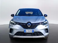 Usata Renault Captur Intens 143 CV (105 kW) 2022 Grigio chiaro SUV