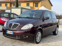 Usata Lancia Ypsilon 75 CV (55 kW) 2007 Viola Utilitaria