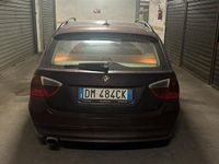 Usata BMW 320 177 CV (130 kW) 2007 Rosso Station wagon