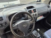 Usata Opel Agila 75 CV (55 kW) 2006 Grigio Utilitaria