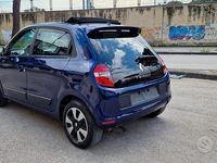 Usata Renault Twingo LIMITED 69 CV (50 kW) 2018 Viola Utilitaria