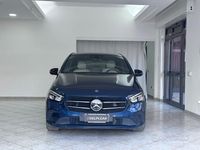 Usata Mercedes B180 Premium 116 CV (85 kW) 2019 Blu Monovolume