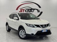 Usata Nissan Qashqai Tekna 110 CV (80 kW) 2017 Bianco SUV