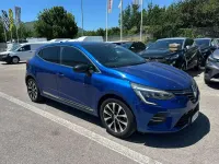 Usata Renault Clio V Intens 91 CV (66 kW) 2023 Blu iron Berlina