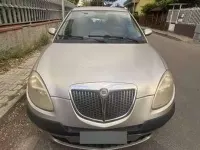 Usata Lancia Ypsilon 60 CV (44 kW) 2005 Argento Utilitaria