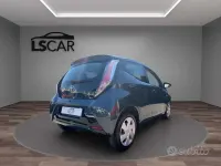 Usata Toyota Aygo Cool 69 CV (50 kW) 2018 Grigio Utilitaria