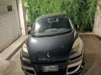 Usata Renault Scénic 130 CV (95 kW) 2010 Nero Monovolume