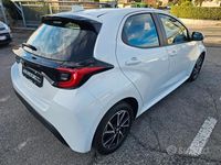 Usata Toyota Yaris Trend 72 CV (52 kW) 2023 Bianco pastello Berlina