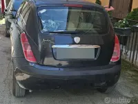 Usata Lancia Ypsilon 60 CV (44 kW) 2004 Nero Utilitaria