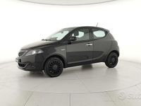 Usata Lancia Ypsilon Silver 69 CV (50 kW) 2022 Nero Utilitaria