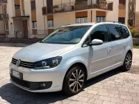 Usata VW Touran 105 CV (77 kW) 2012 Grigio Monovolume