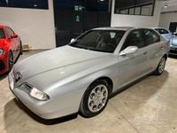 Usata Alfa Romeo 166 205 CV (150 kW) 1999 Grigio Berlina