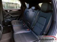 Usata Porsche Cayenne 340 CV (250 kW) 2020 Grigio SUV