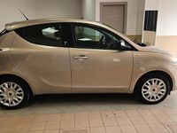Usata Lancia Ypsilon Gold 95 CV (69 kW) 2013 Marrone Utilitaria
