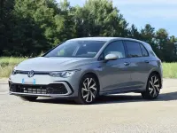 Usata VW Golf VIII R-line 131 CV (96 kW) 2022 Grigio Berlina