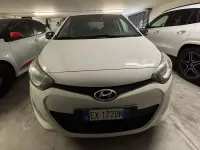 Usata Hyundai i20 GO! 75 CV (55 kW) 2014 Bianco Utilitaria