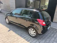 Usata Opel Corsa Edition 75 CV (55 kW) 2011 Nero Utilitaria
