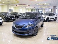 Usata Lancia Ypsilon Gold 69 CV (50 kW) 2022 Blu/azzurro Utilitaria