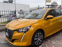Usata Peugeot 208 Active 74 CV (54 kW) 2020 Giallo Utilitaria