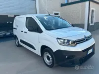 Usata Citroën Berlingo Feel 120 CV (88 kW) 2018 Bianco Monovolume