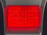 Usata Ford Focus Titanium 90 CV (66 kW) 2010 Bianco Berlina