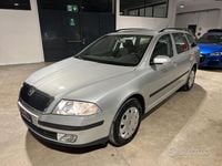 Usata Skoda Octavia Ambiente 102 CV (75 kW) 2006 Grigio Berlina