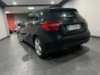 Usata Mercedes A180 109 CV (80 kW) 2015 Nero Utilitaria