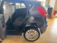 Usata Ford Fiesta Titanium 68 CV (50 kW) 2009 Nero Berlina
