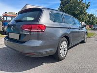 Usata VW Passat Comfortline 150 CV (110 kW) 2017 Grigio Station wagon