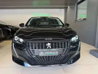 Usata Peugeot 208 Allure 102 CV (75 kW) 2022 Nero Utilitaria