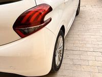 Usata Peugeot 208 Style 82 CV (60 kW) 2019 Utilitaria