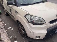 Usata Kia Soul Active 126 CV (92 kW) 2011 Beige SUV