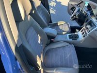 Usata VW Passat Highline 140 CV (102 kW) 2009 Blu Station wagon
