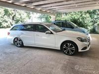 Usata Mercedes E250 204 CV (150 kW) 2015 Bianco Station wagon
