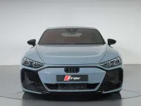Nuova Audi e-tron GT quattro Performance 680 kW (925 CV) 2026 Grigio kemora metallizzato Berlina