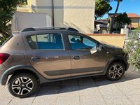 Usata Dacia Sandero Stepway 101 CV (74 kW) 2020 Grigio Utilitaria