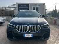 Usata BMW X6 M Sport 286 CV (210 kW) 2023 Blu/azzurro SUV