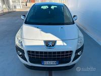 Gebraucht Peugeot 3008 150 PS (110 kW) 2011 Weiß Kombi