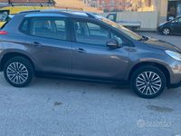 Usata Peugeot 2008 Active 92 CV (67 kW) 2014 Grigio SUV