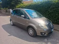 Usata Lancia Musa 95 CV (69 kW) 2008 Oro Monovolume