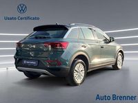 Usata VW T-Roc Life 116 CV (85 kW) 2024 Petroleum blue metallizzato ne SUV