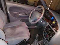 Usata Ford Fiesta Ghia 75 CV (55 kW) 1998 Blu Utilitaria
