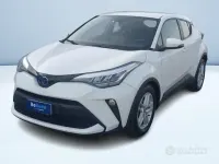 Usata Toyota C-HR Active 98 CV (72 kW) 2023 Bianco SUV