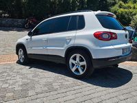 Usata VW Tiguan 140 CV (102 kW) 2010 Bianco SUV