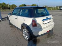 Usata Mini Cooper D 109 CV (80 kW) 2008 Utilitaria
