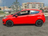 Usata Ford Fiesta 97 CV (71 kW) 2017 Rosso Utilitaria
